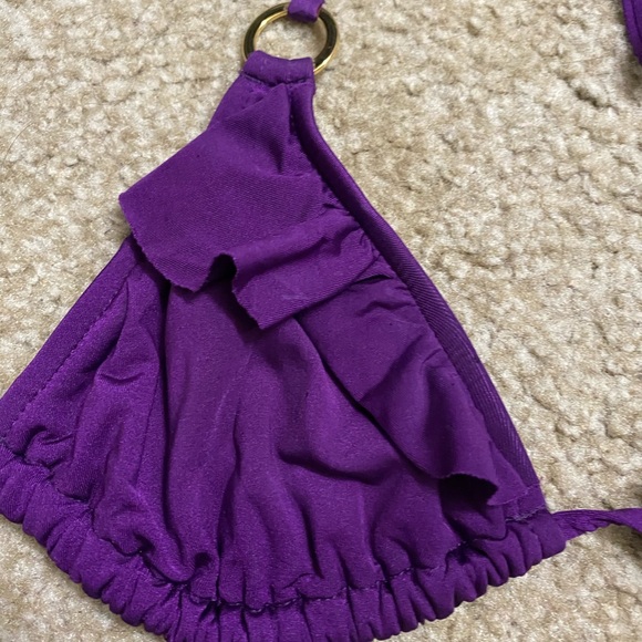 Radio Fiji Bikini - Picture 3 of 5